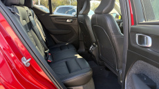 Volvo XC40 2.0 B4P Ultimate Dark 5dr Auto Petrol Estate